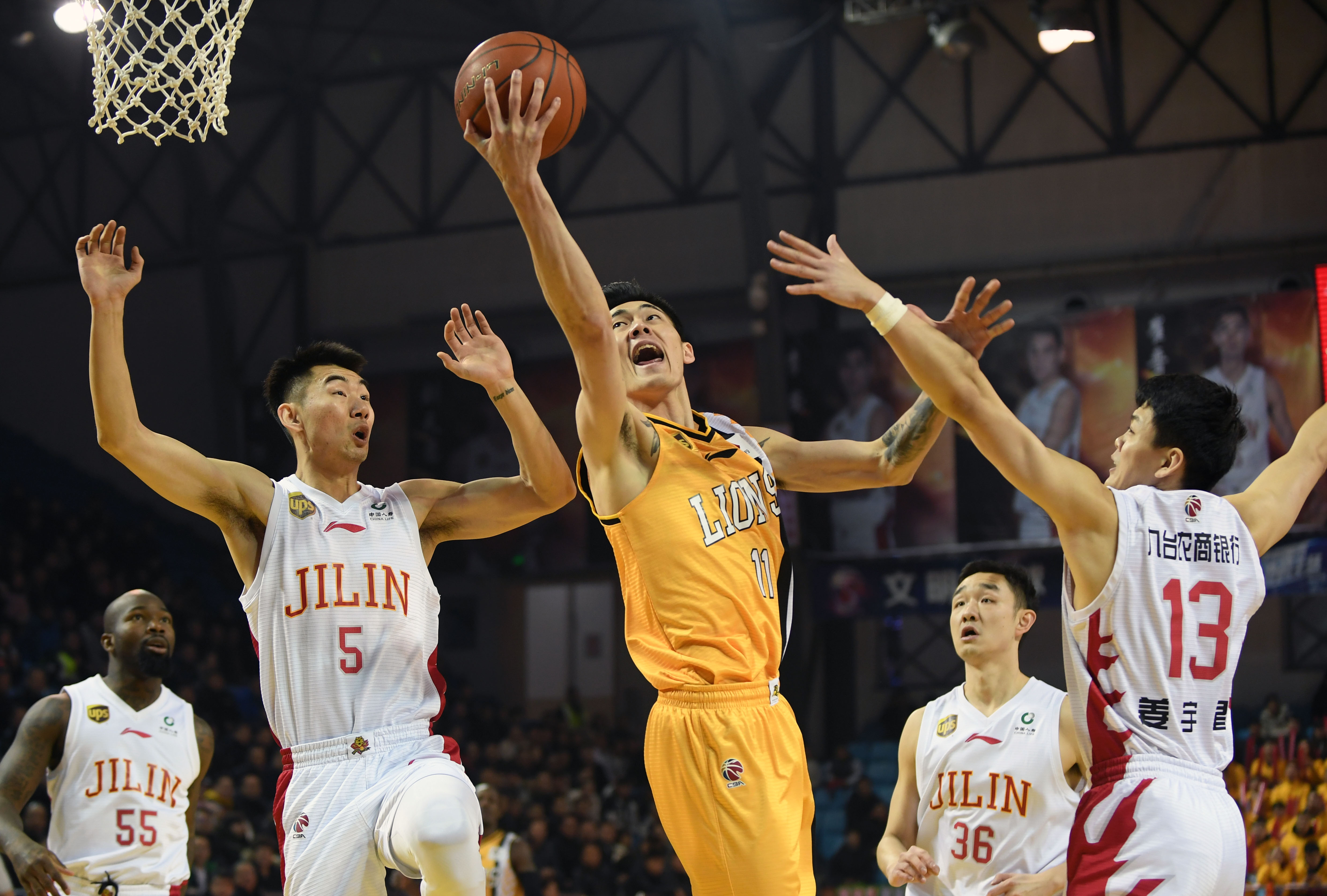 上的稳固性 上的稳固性